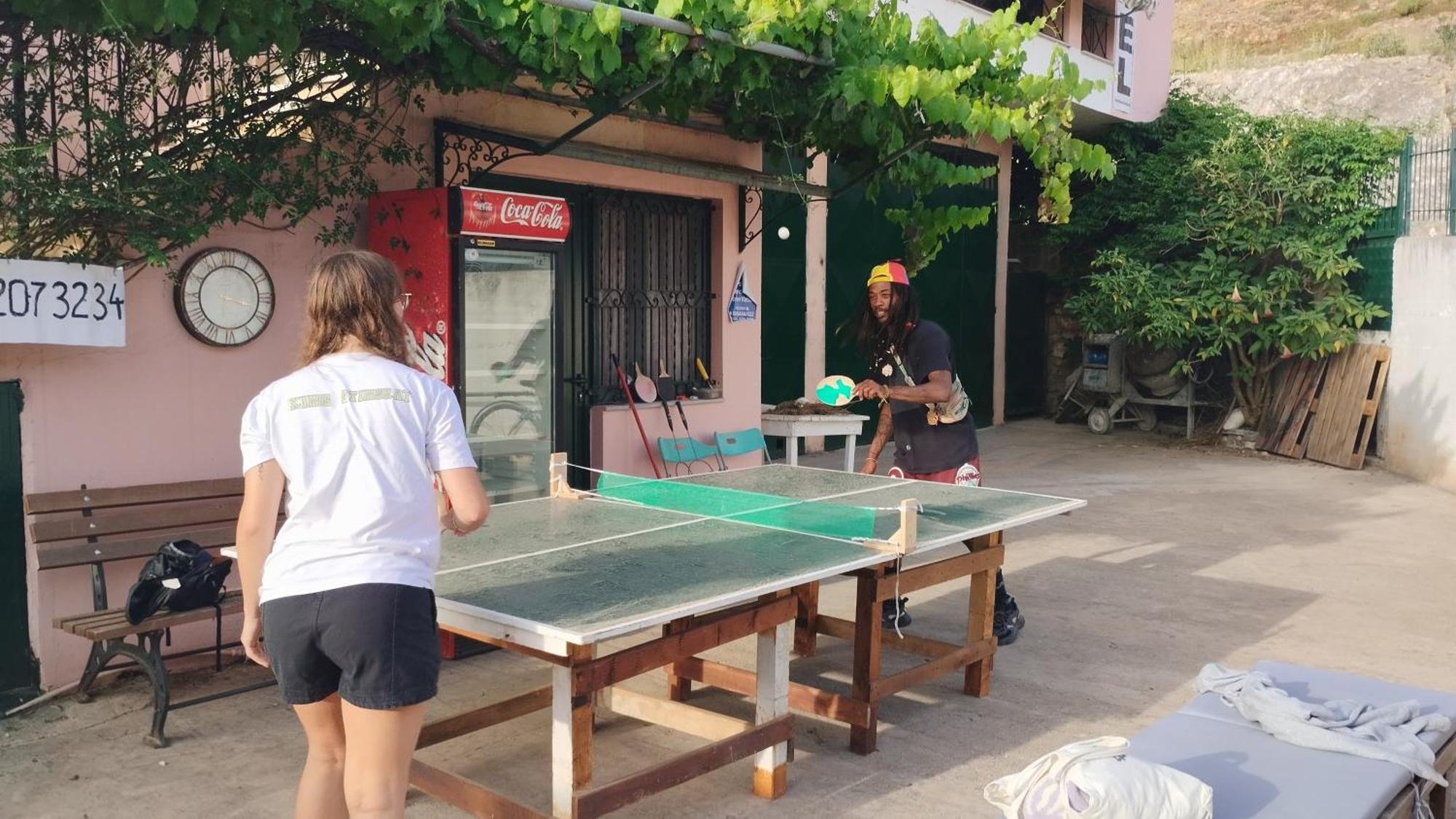 Oasis Hostel Химара Экстерьер фото