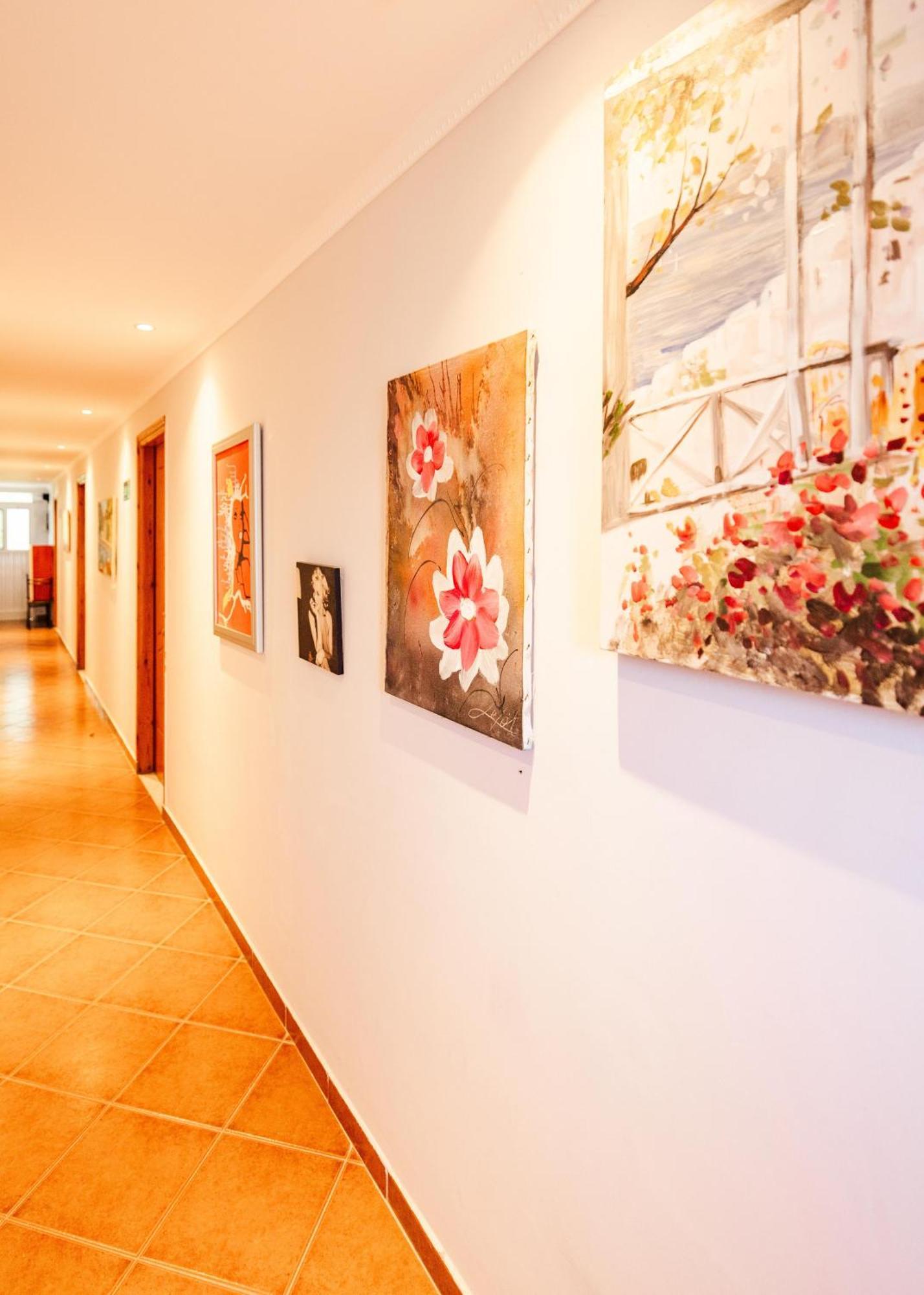 Oasis Hostel Химара Экстерьер фото
